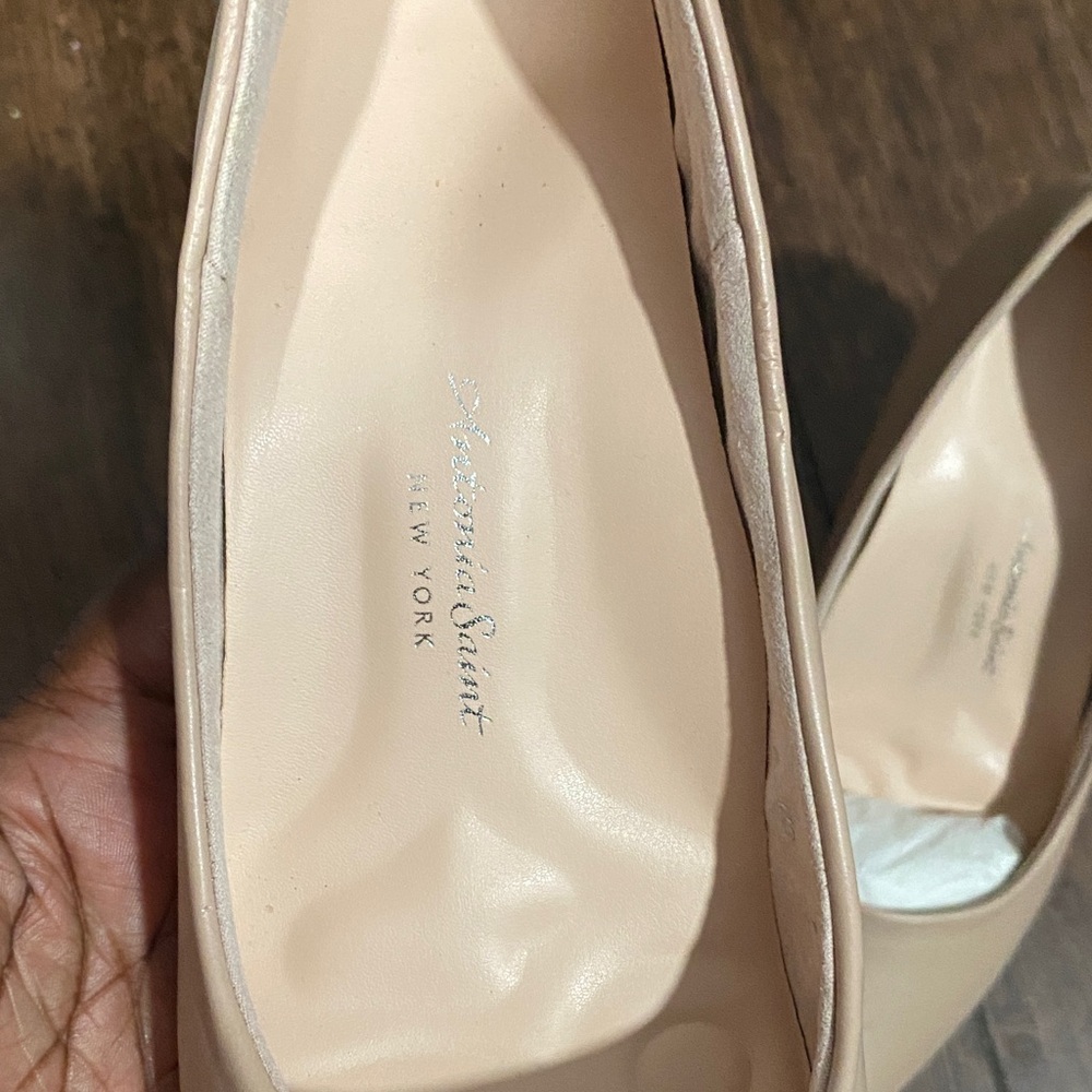 Antonia Saint Beige Pointed-Toe Heels — Classic Work-to-Evening Pump - Picture 2 of 6